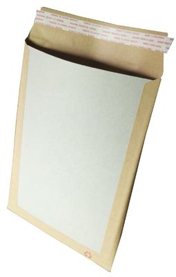 Envelope de cartão C4 de cartão cinza com papel Kraft marrom